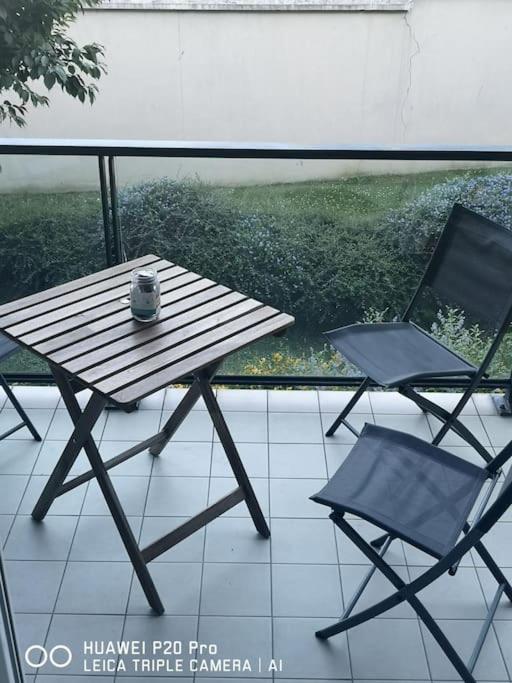 Spacieux 3 Pieces Sur Jardin Иври сюр Сен Екстериор снимка